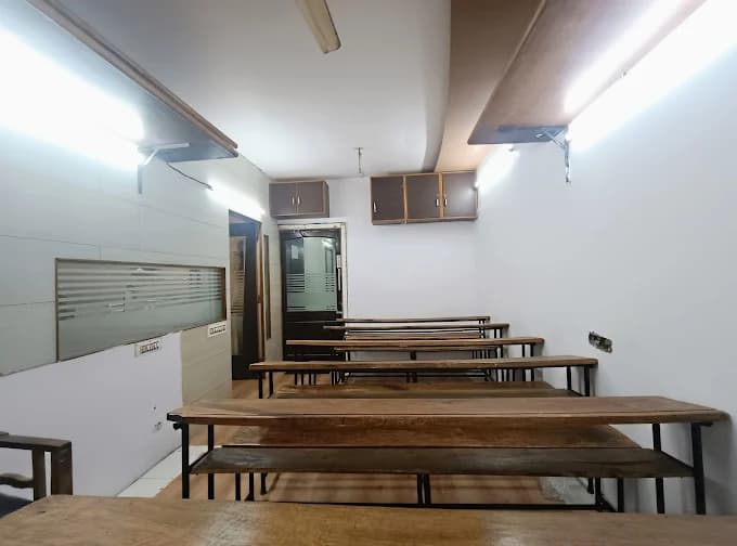 Saptarshi Education Maninagar classroom gallery 1