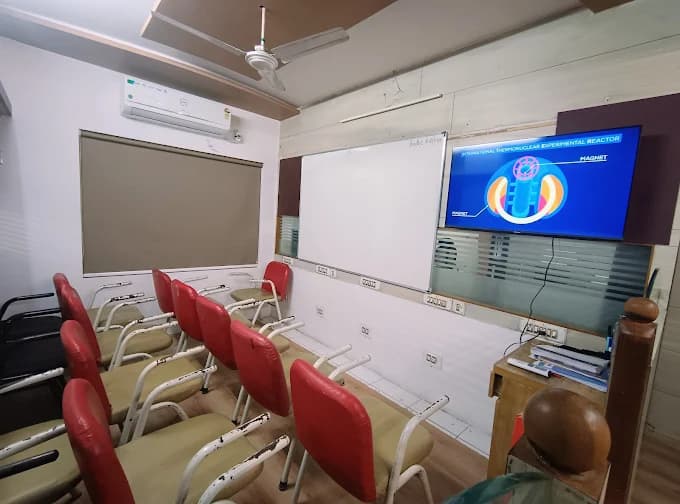 Saptarshi Education Maninagar classroom gallery 2